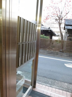 【エントランス】