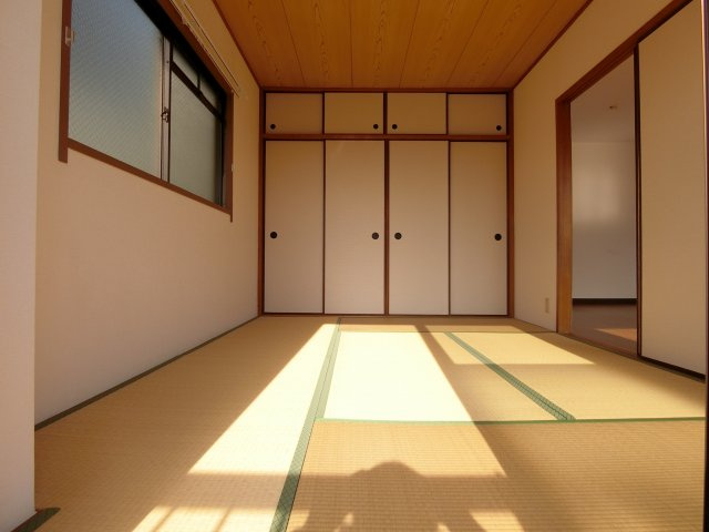 サンハイツ向陽の和室
