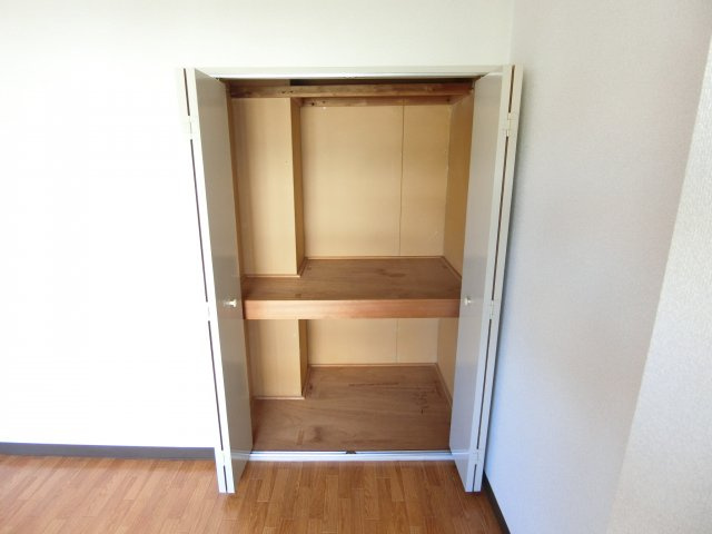 サンハイツ向陽の収納