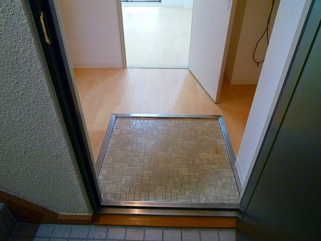 【玄関】