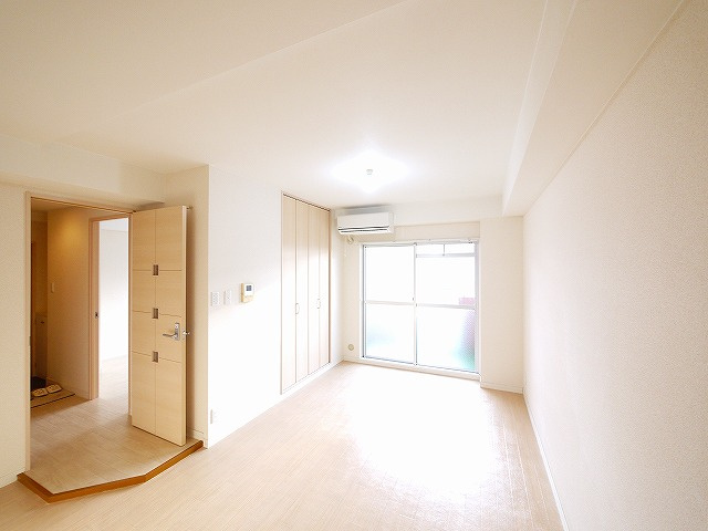 フラッツセンチュリーの居間・リビング|おしゃれなリビングです