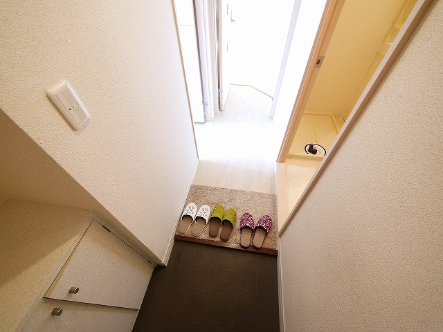 フラッツセンチュリーの玄関|きれいな玄関です