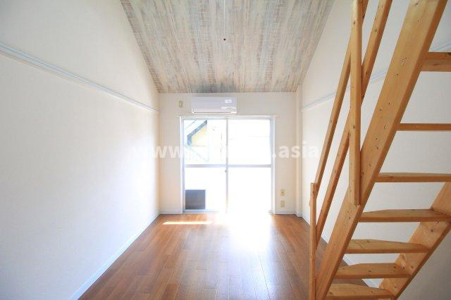 パトリエ加納Ⅰの居間・リビング