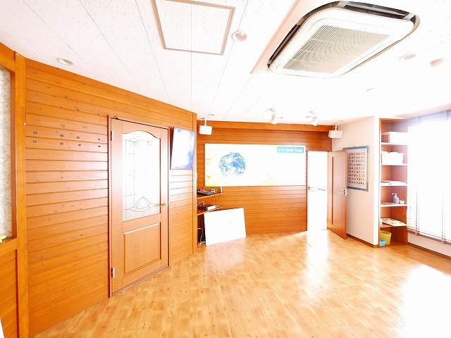 奥田ビルの内装