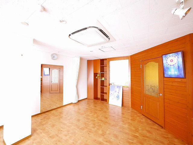 奥田ビルの内装