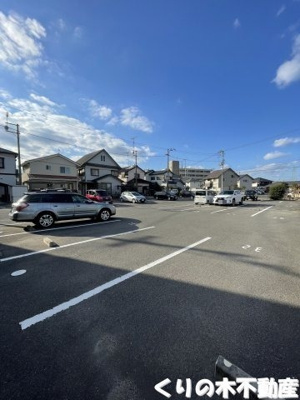 【駐車場】 | ナトリウム | 駐車場があります