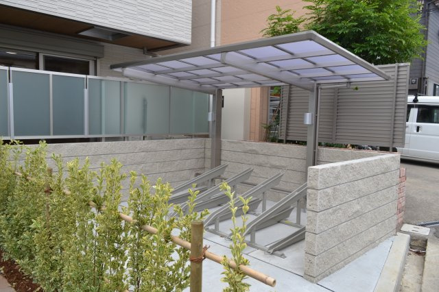 シャーメゾン加賀のその他共用部分|敷地内駐輪場