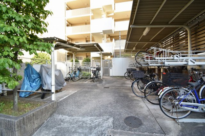 【その他共用部分】 | ミオカステーロ港北Ⅱ | 駐輪場
