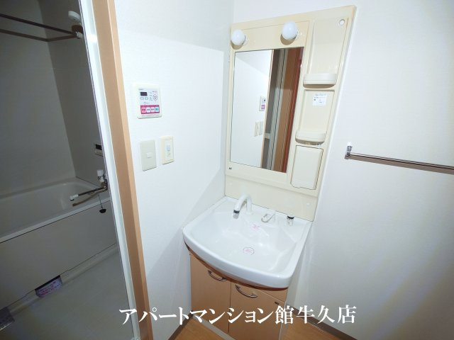 ブリューテの独立洗面台