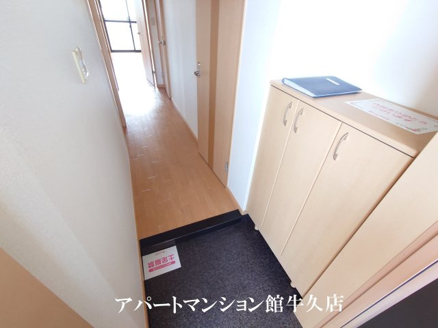 ブリューテの玄関