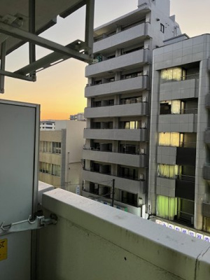 【展望】 | コスモフォーラム三鷹 | バルコニーから南西方向の眺望　