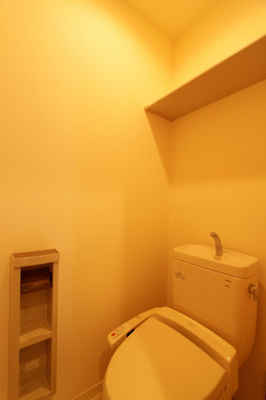 【トイレ】 | ストークＣ | 落ち着いた色調のトイレです