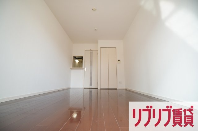 プリモクラッセ登戸の居間・リビング