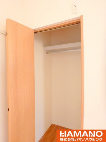 グレースコートＢの収納|こまごまとしたものを収納できそうですね