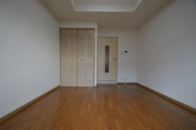 【洋室】 | シャトラン弓木壱番館