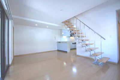 【居間・リビング】 | エリーナ六甲 | 12帖