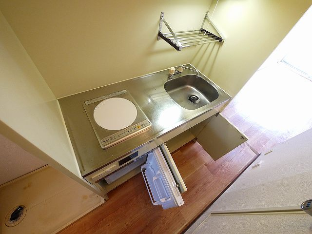 メゾン・ド・スリシエI　B棟のキッチン|使いやすいキッチンです