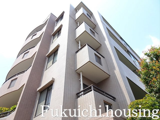 桜上水ハイムの外観