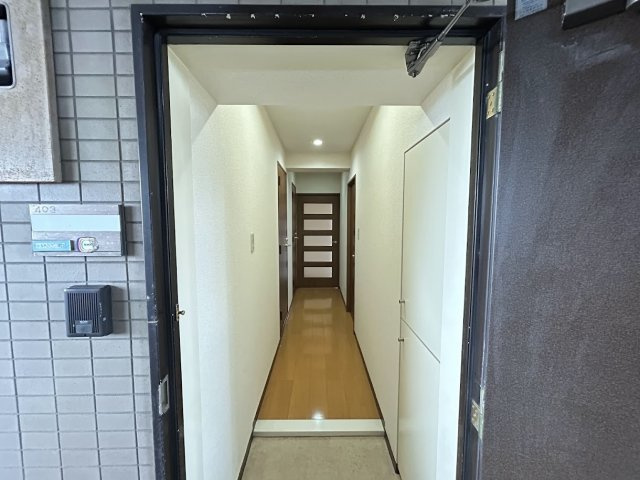 藤和シティコープ河辺Ⅱの玄関|403号室 玄関