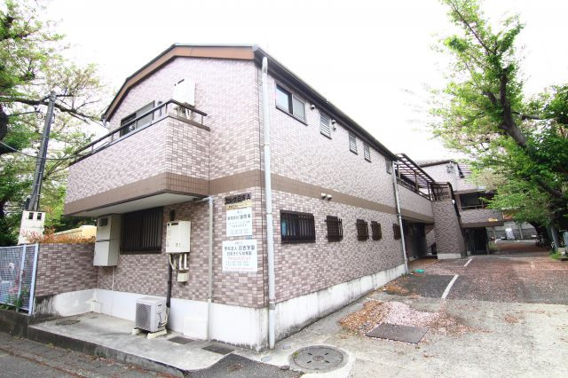 セレサ日吉Ａ棟の外観