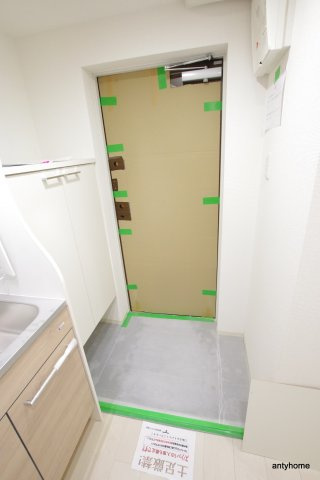 セレニテ梅田ルフレ　仲介手数料無料の玄関