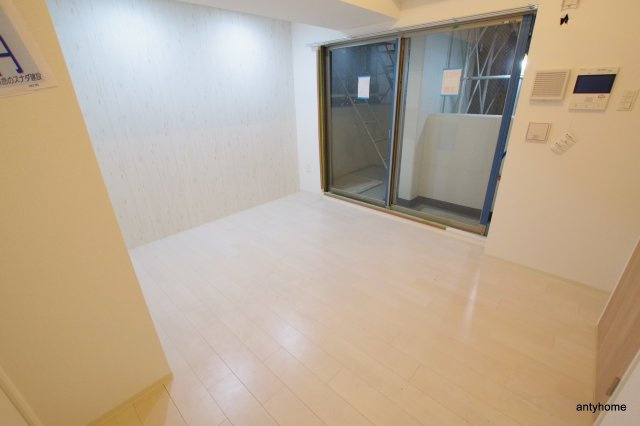 セレニテ梅田ルフレ　仲介手数料無料の洋室