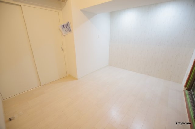 セレニテ梅田ルフレ　仲介手数料無料の居間・リビング