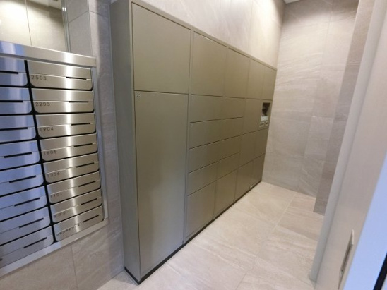 【エントランス】