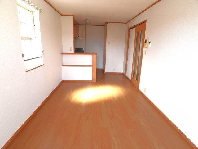 エル・ガーデンBの居間・リビング