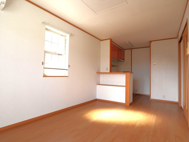 エル・ガーデンBの居間・リビング