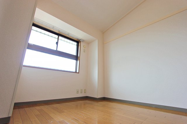 ブロッサム柿木の洋室|洋室