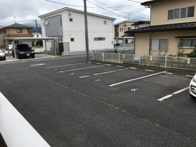 La Vien Rose 夢の駐車場