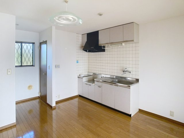 メゾンパークサイドの居間・リビング