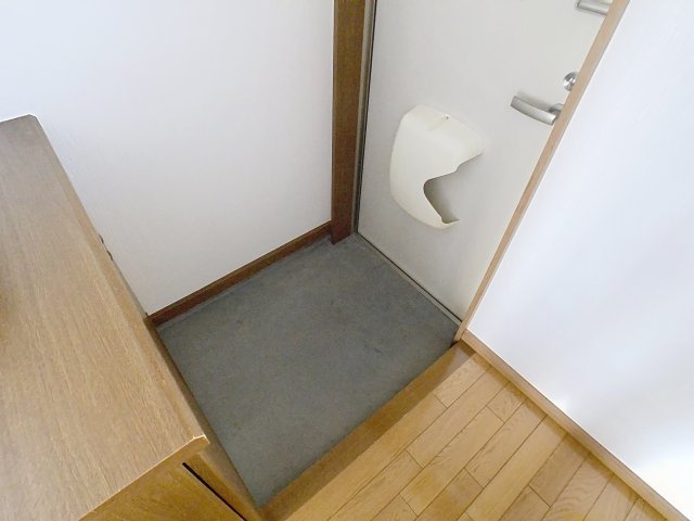 メゾンパークサイドの玄関