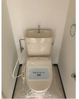 ジュネス伊伝居2のトイレ