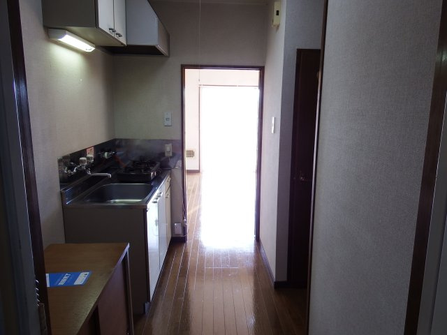 サカノビルの玄関