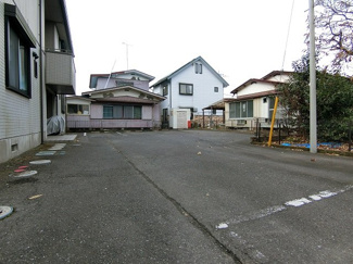 【駐車場】