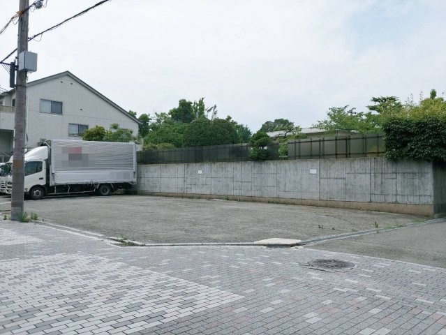 上坂部3丁目一括貸駐車場の外観