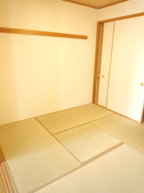 ヴェルビュ本郷壱岐坂壱番館の和室|和室