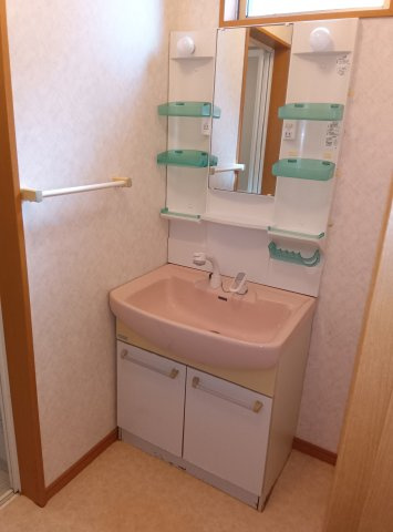 西金沢4丁目Ｋ貸家の洗面所