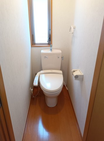 西金沢4丁目Ｋ貸家のトイレ|2階