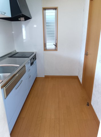 西金沢4丁目Ｋ貸家のキッチン