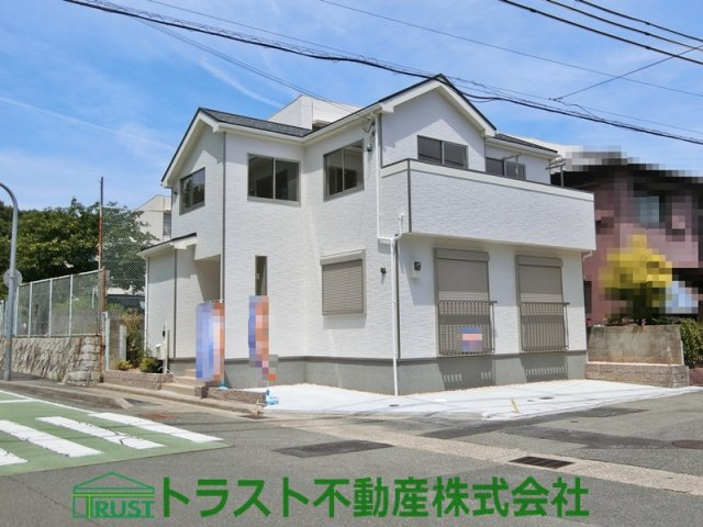 神戸垂水西脇　新築戸建の前面道路含む現地写真