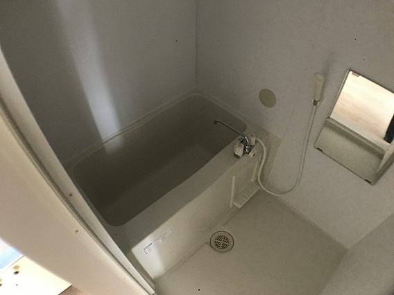 泉マンションの浴室