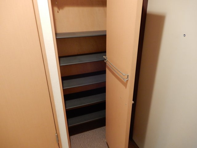トレル朝倉のその他