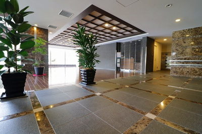 【エントランス】 | プレミスト牧志タワー国際通り