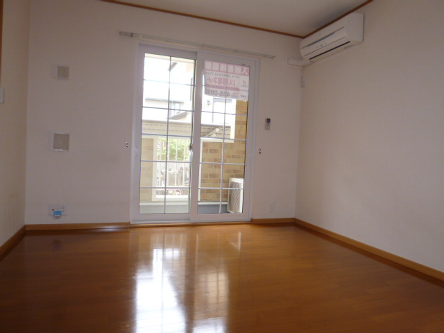 フォレストパークＢの居間・リビング