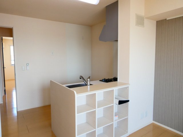 グリーン リヴァージュの居間・リビング|カウンターキッチン