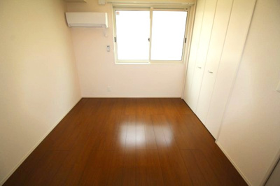 【寝室】 | シャンテ春日