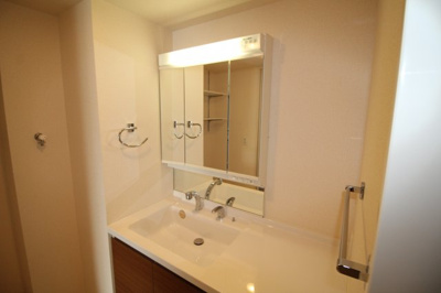 【独立洗面台】 | シャンテ春日